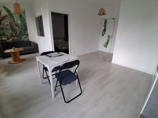 Location Appartement 2 pièces 35m² ST JEAN D ANGELY 17400 - Photo 1