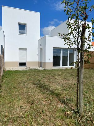 A Louer - Maison Recente 98m² - Avec Jardin Et Stationnement - Carquefou Le Souchais - Photo 1