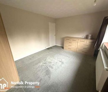 North City, NR6 - Photo 1