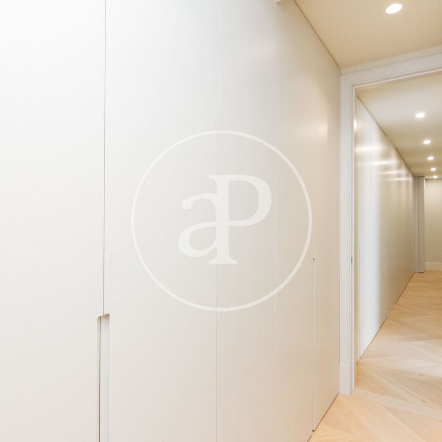 Flat for rent in Huertas - Cortes (Madrid) - Photo 1