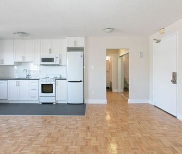 For Lease - 95 Lawton Boulevard Unit# B2, Toronto, Ontario - Photo 1