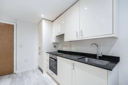 Studio to rent - Photo 5