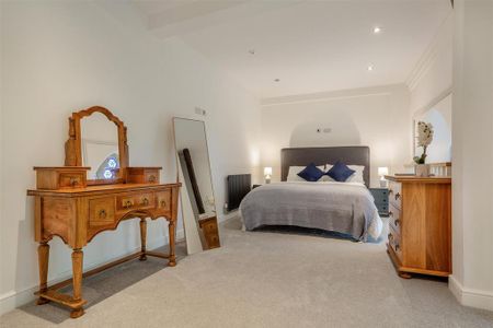 7 bedroom detached house to rent - Photo 5