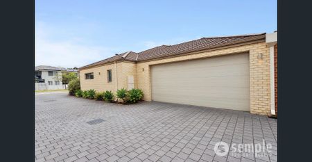 Beautifully presented - Convenient Location - Photo 2