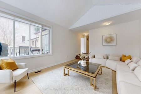 For Lease - 170 Garden Avenue, Richmond Hill, Ontario - Photo 5