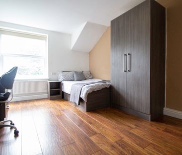 Apt 4, St John’s Terrace - Photo 4