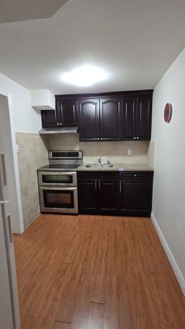 For Lease - 58 Irwin Drive Unit# Lower level, Barrie, Ontario - Photo 3