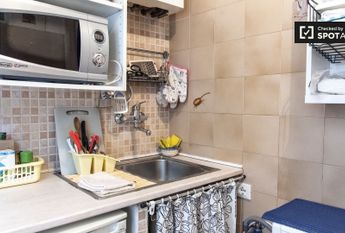 Circonvallazione Gianicolense, Rome, Lazio 00152