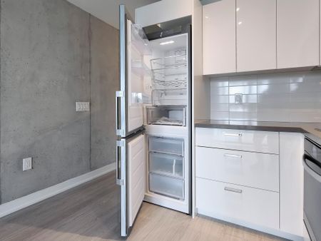 For Lease - 195 McCaul Street Unit# 420, Toronto, Ontario - Photo 4