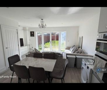 5 bedroom terraced house to rent - Photo 3