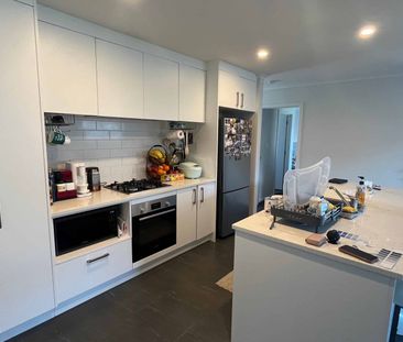 Sunny 4-bedroom house for rent!! - Photo 2