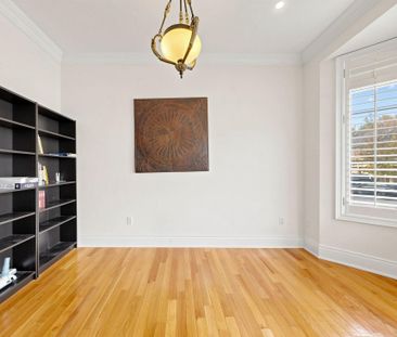 For Lease - 1 Crossroads Drive, Richmond Hill, Ontario - Photo 1