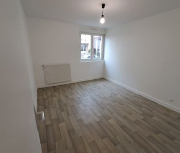 CPH IMMOBILIER Vous propose à la location un appartement 4 Pieces s... - Photo 5