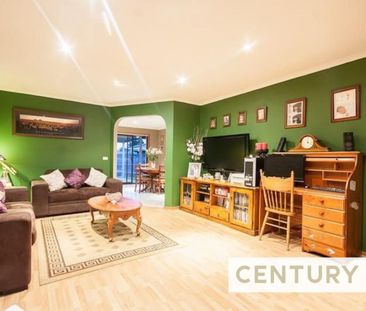 Comfortable Family Home - Photo 4