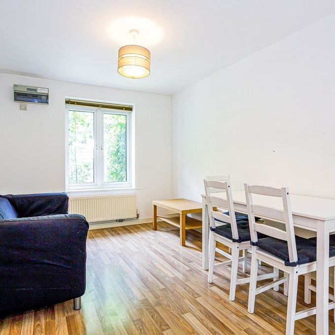 4 bedroom townhouse to rent - Photo 1