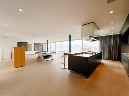 INCREDIBLE. - Photo 3