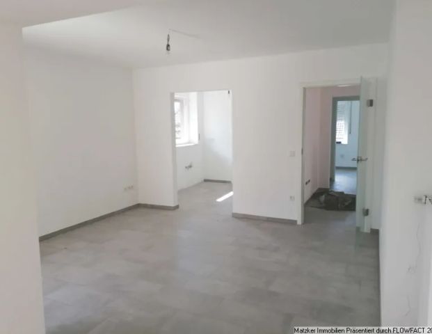 Erstbezug nach Sanierung! Großzügige 3-Zimmerwohnung! - Foto 1