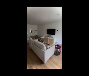 2 Bed Terraced House, Christchurch Close, SW19 - Photo 1