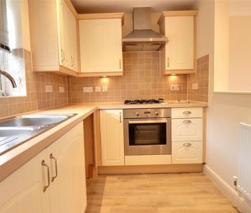 2 bedroom end of terrace house to rent - Photo 6