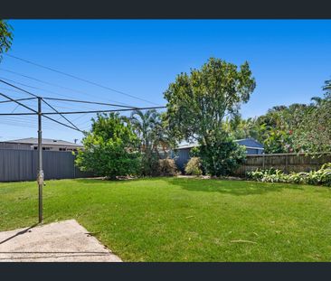 7 Lyndon Street, Kallangur, Qld 4503 - Photo 6