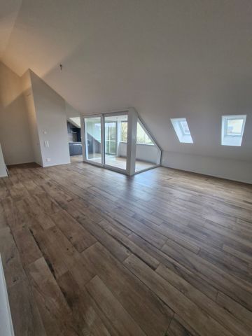 Aussergewöhnliche 3.5-Zimmer-Dachwohnung mit Eigentumsstandart Ausbau - Photo 5