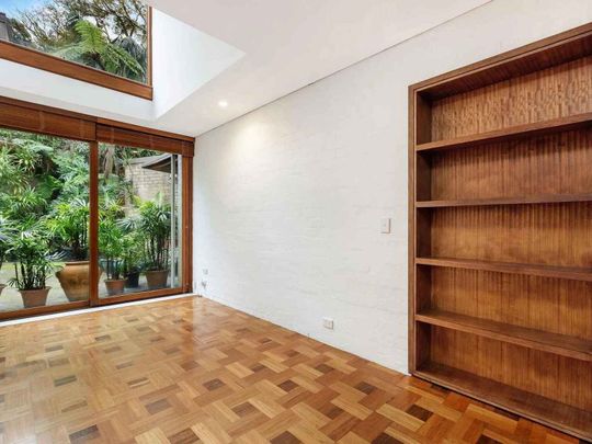 9A The Barricade Castlecrag - Photo 1