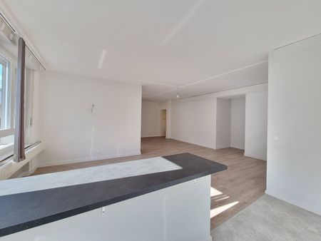 Charming 3.5-room apartment in the city center of Aigle - Foto 2