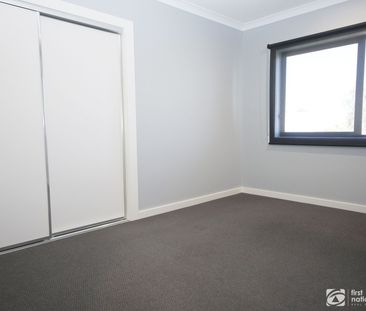 11 Powell Way, 3977, Cranbourne West Vic - Photo 5