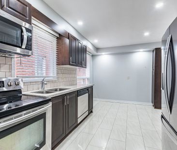 For Lease - 30 Castlehill Road Unit# 1, Brampton, Ontario - Photo 3