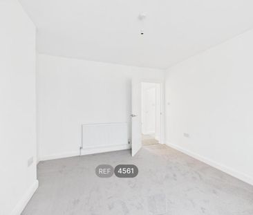 4 bedroom detached house to rent - Photo 6