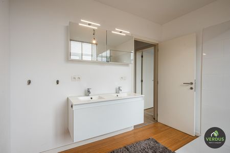 Lichtrijke gerenoveerde hoekwoning te Gent - Foto 2