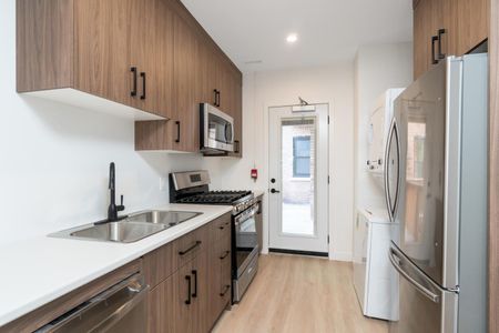 For Lease - 127 Victoria Avenue Unit# 6, Hamilton, Ontario - Photo 3