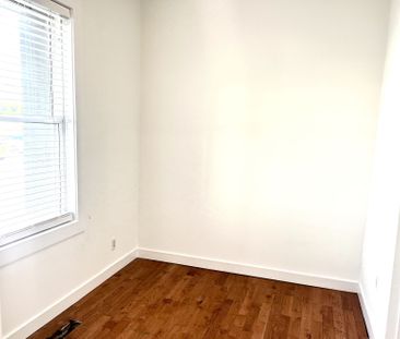 For Lease - 45 Gowan Street, Barrie, Ontario - Photo 3