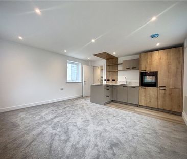London Road, Old Basing, Basingstoke, RG24 - Photo 5