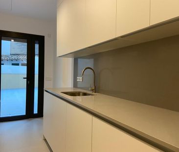 2 room luxury Flat for rent in Palma de Mallorca, Balearic Islands - Photo 4