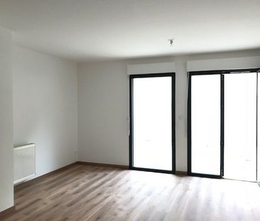 Appartement à louer, 2 pièces - Melun 77000 - Photo 1