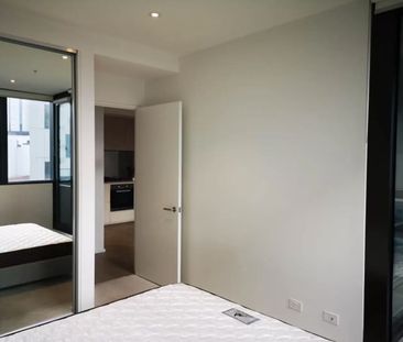 Waterfront Living at 883 Collins St - Photo 3