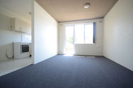 2 Bedroom Unit!! - Photo 2