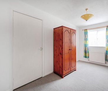 2 bedroom maisonette to rent - Photo 4