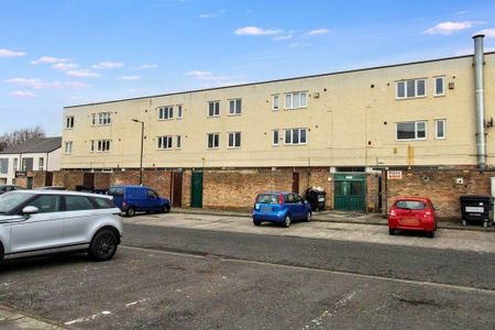 Mallowburn Crescent, Kenton, Newcastle upon Tyne, Tyne and Wear, NE3 3YL - Photo 5