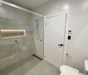 Renovated Home & Convenient Location in Warrimoo! - Photo 1