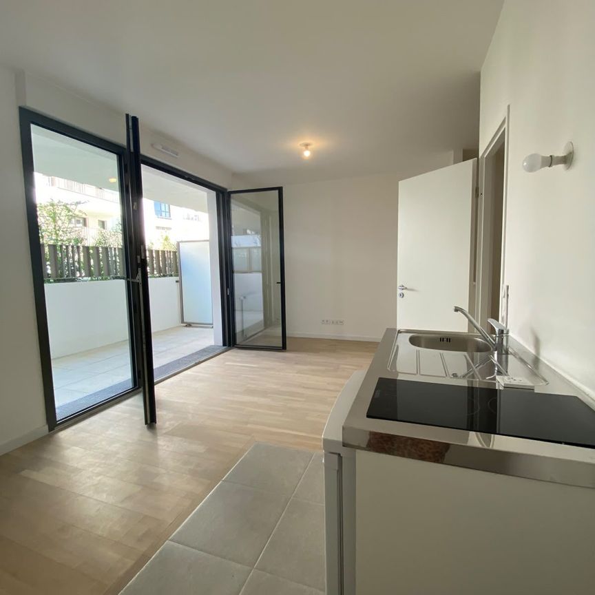 Location Appartement 1 pièce 36m² COLOMBES 92700 - Photo 1