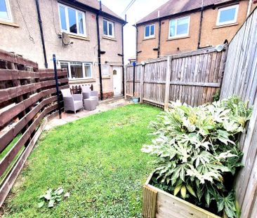 2 bedroom semi-detached house to rent - Photo 4