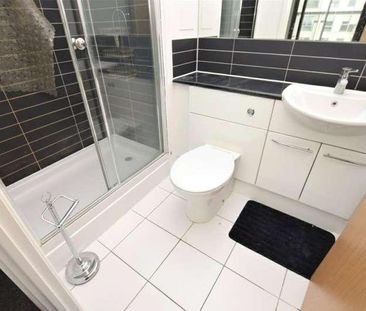 Lexicon Apartments, Mercury Gardens, Romford, RM1 - Photo 4