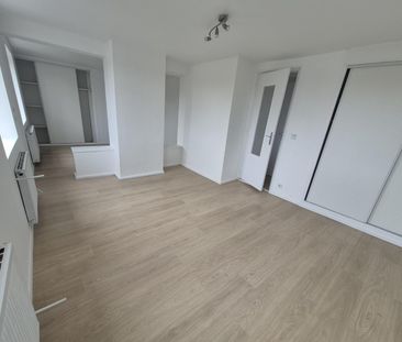 Location Appartement 2 pièces 41m² LILLE 59800 - Photo 5