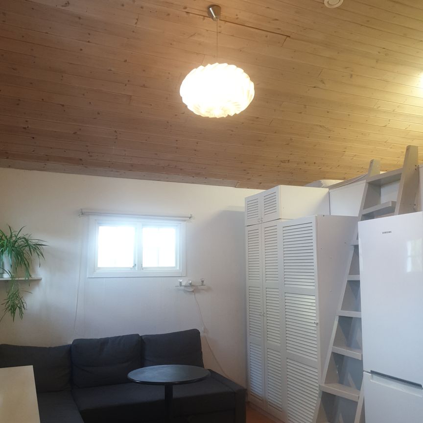 Söderhall, Vallentuna - Photo 1