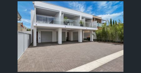 Norwood 2-Bedroom Townhouse – Luxe Living - Photo 2