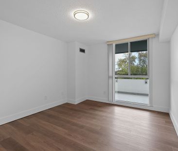 For Lease - 1320 Mississauga Valley Boulevard Unit# 510, Mississaug... - Photo 3