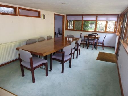 2 bedroom chalet to rent - Photo 2