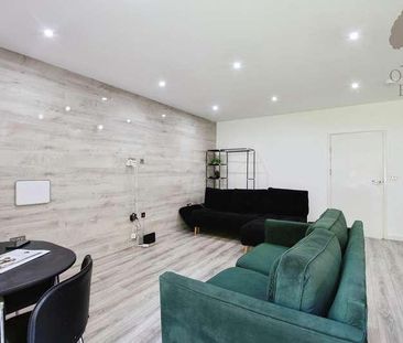 Poplar Avenue, Yiewsley, West Drayton, UB7 - Photo 2